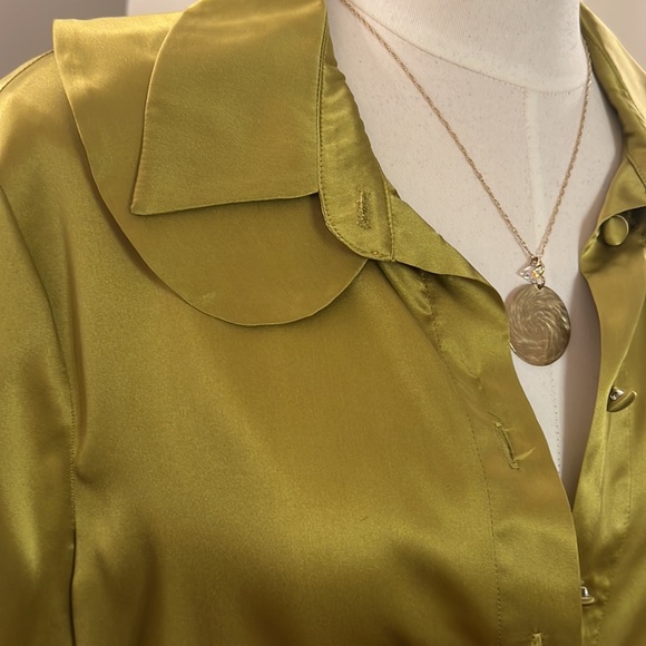 Inclan Studio button down blouse - Picture 2 of 9